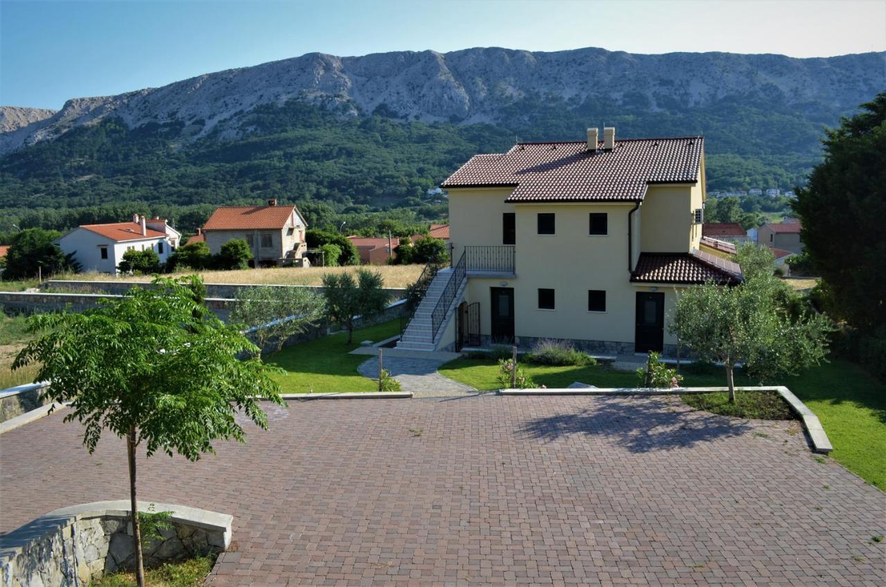Apartments Garden Башка Екстер'єр фото